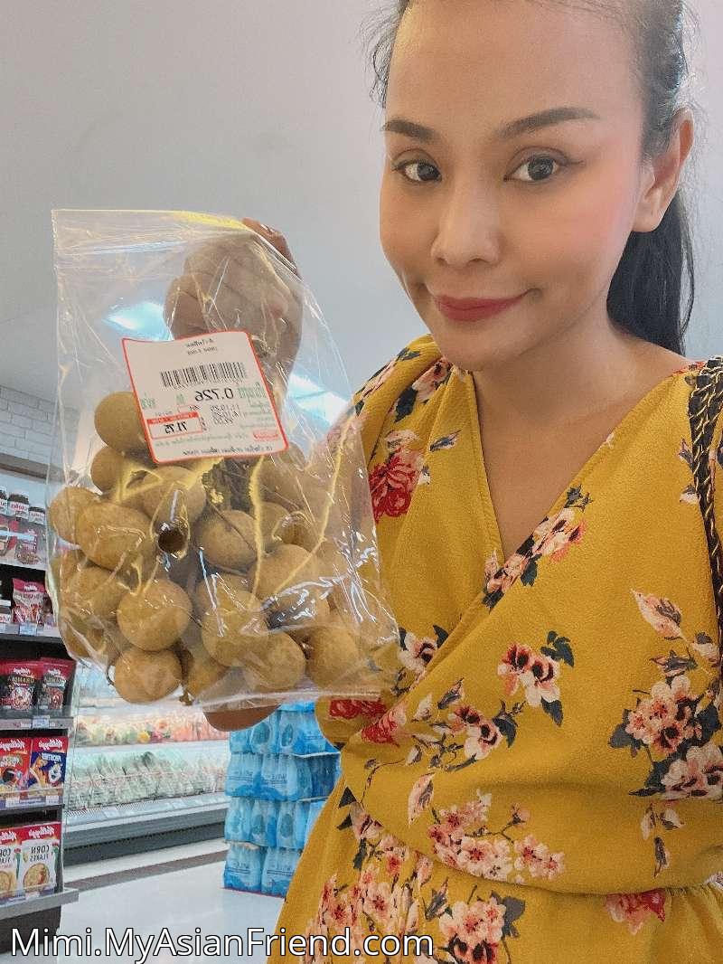 Mimi's personal blog photo 1 added Sunday the 12th of October 2025